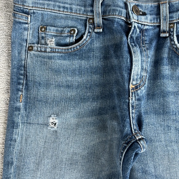 Rag & Bone The Tomboy Ludlow
Distressed Jeans - Picture 9 of 14
